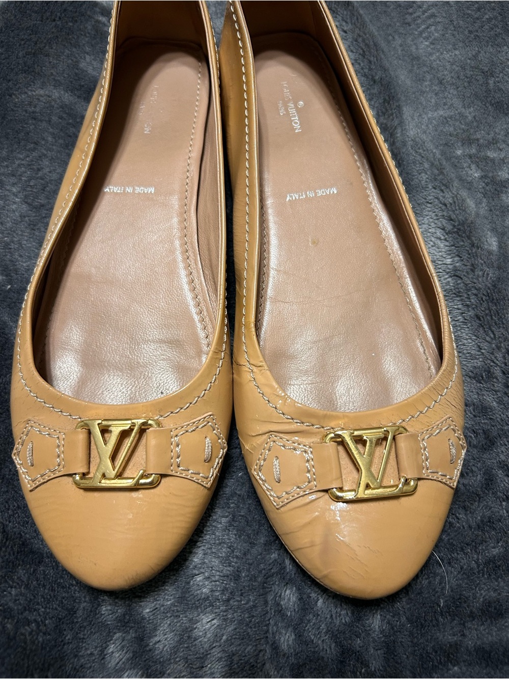 Louis Vuitton Beige/Tan Leather Ballet Flats with Gold LV Buckle